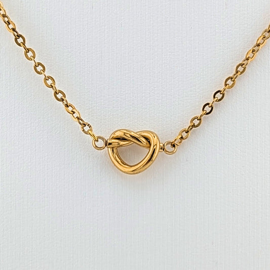 Love me Knot Pendant Necklace 18K Gold Plated