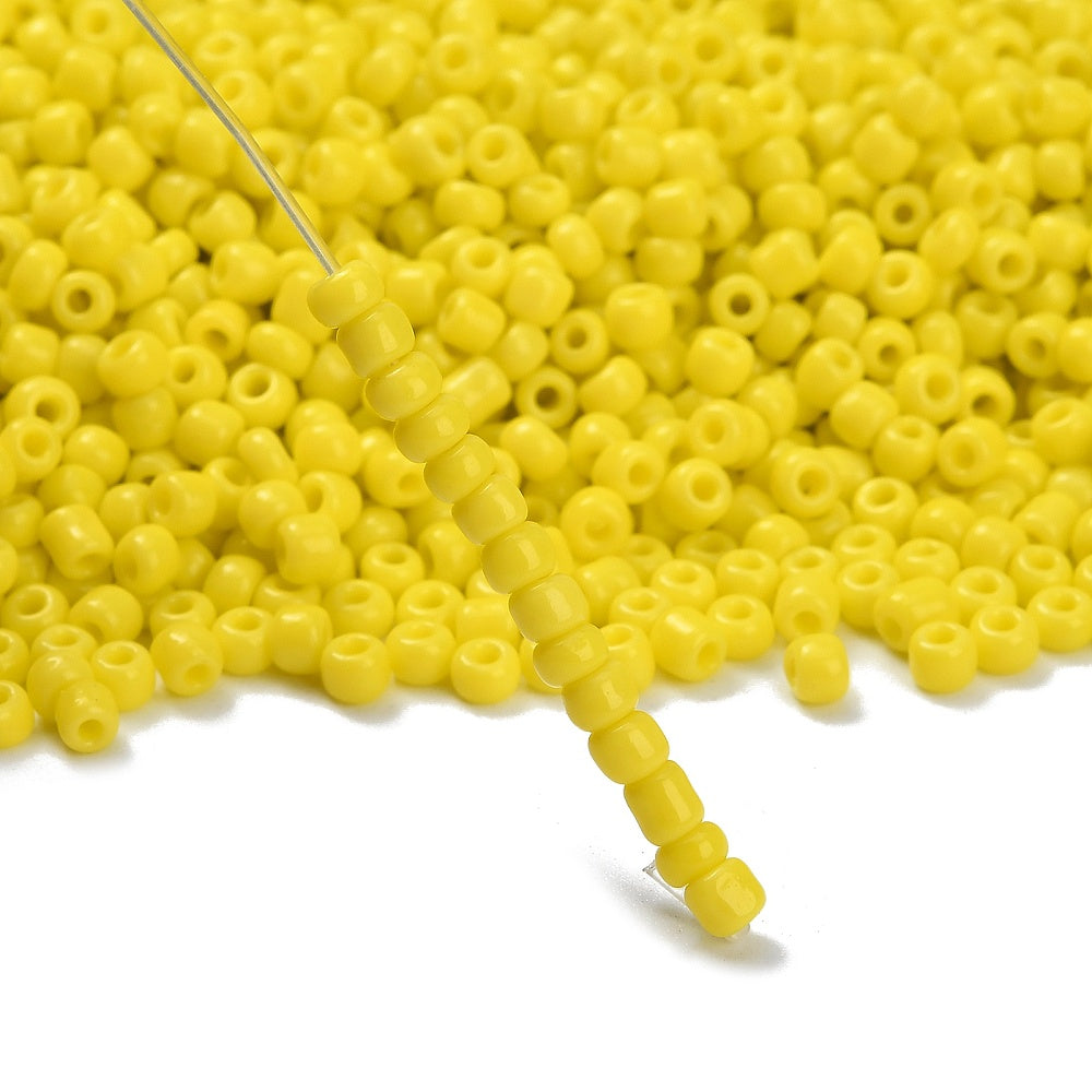 Yellow Glass Seed Beads 8/0, 3mm, Hole:1mm Pack of 650x