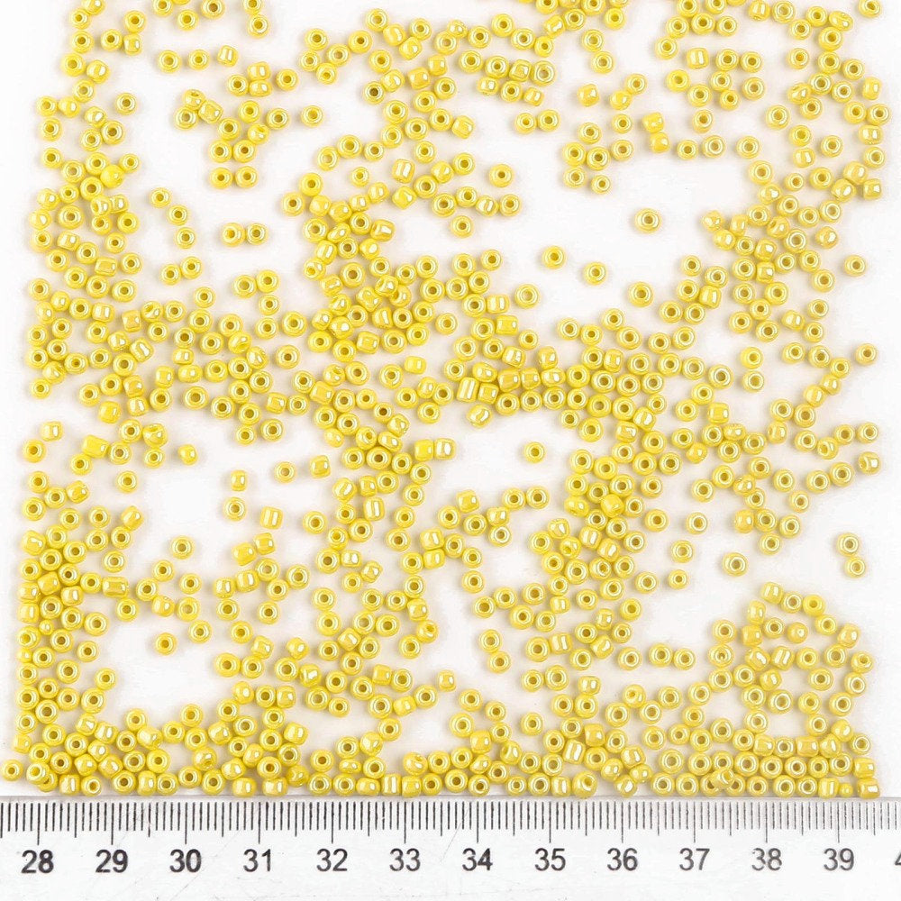 Yellow Glass Seed Beads 3mm, Opaque Lustre, hole 1mm 40gm, approx 1000 beads