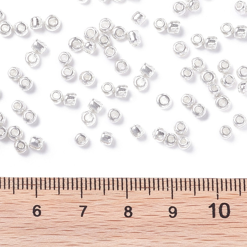 Silver Metallic Glass Seed Beads 8/0, 3mm, Hole:1mm Pack of 650x
