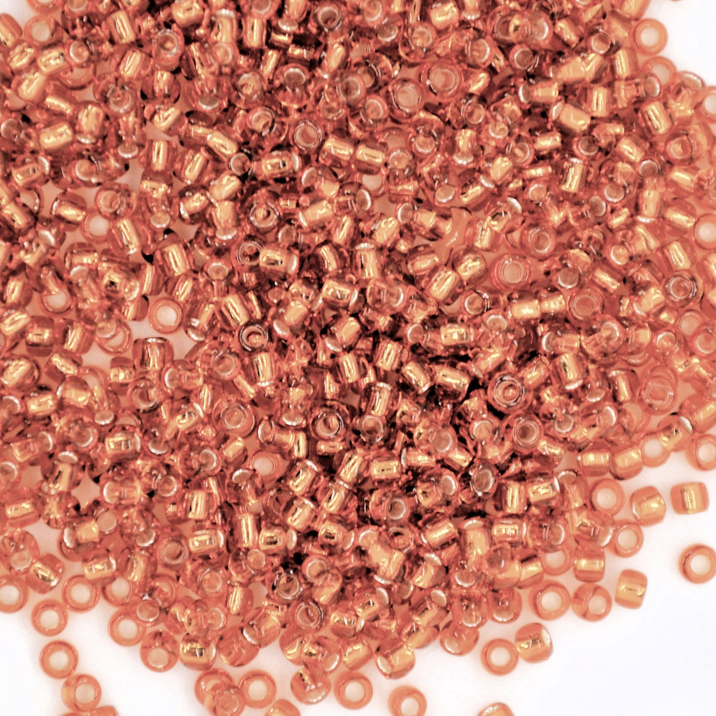 Toho Glass Seed Beads, 11/0 2.2mm, #22C Rich Gold, Silver Lined, 7gm approx 730 beads, 07mm hole