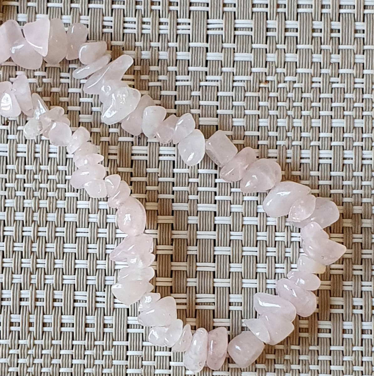 Rose Quartz chips Strung beads, genuine Semi Precious Gemstones, 20cm string, Jewellery Craft