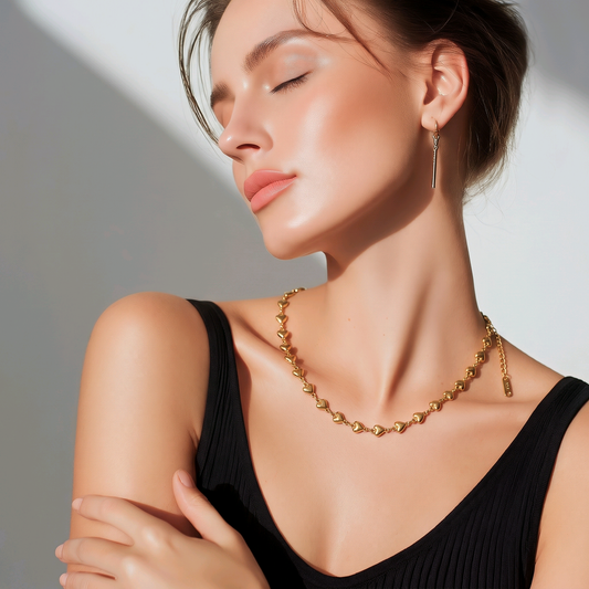 Necklace of linked hearts 18K Gold Plated Stainless Steel