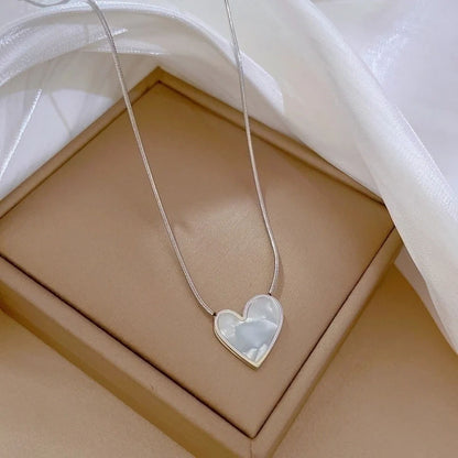 Shell Heart Charm pendant Necklace, 18K Gold Stainless Steel, minimalist gift for her