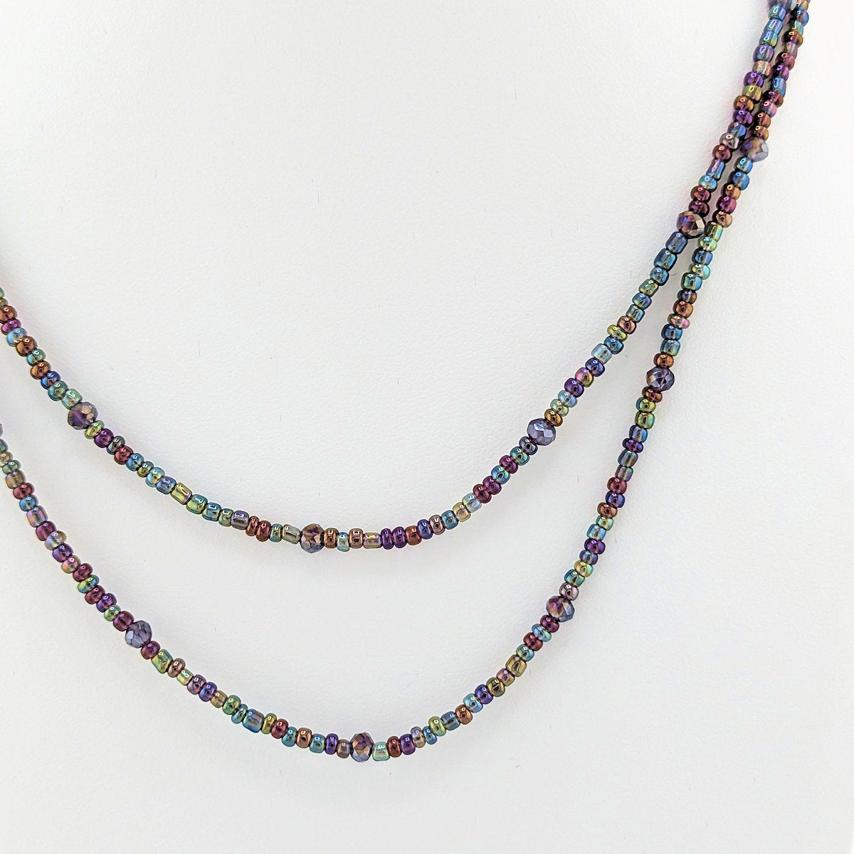Double strand seed bead and crystal beads necklace