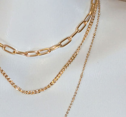 Multi Layered Necklace triple chain 18K Gold Plated Stainless Steel details