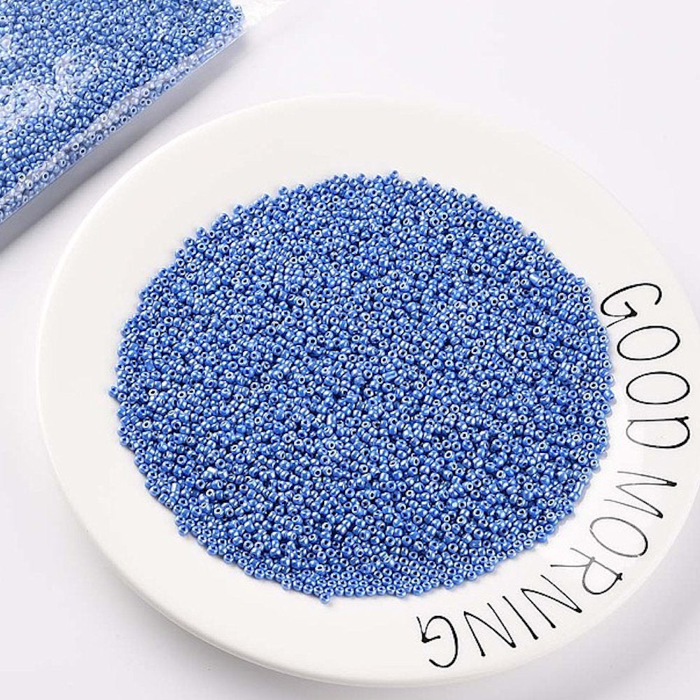 Cornflower Blue Glass Seed Beads 3mm, Opaque Lustre, hole 1mm 40gm, approx 1000