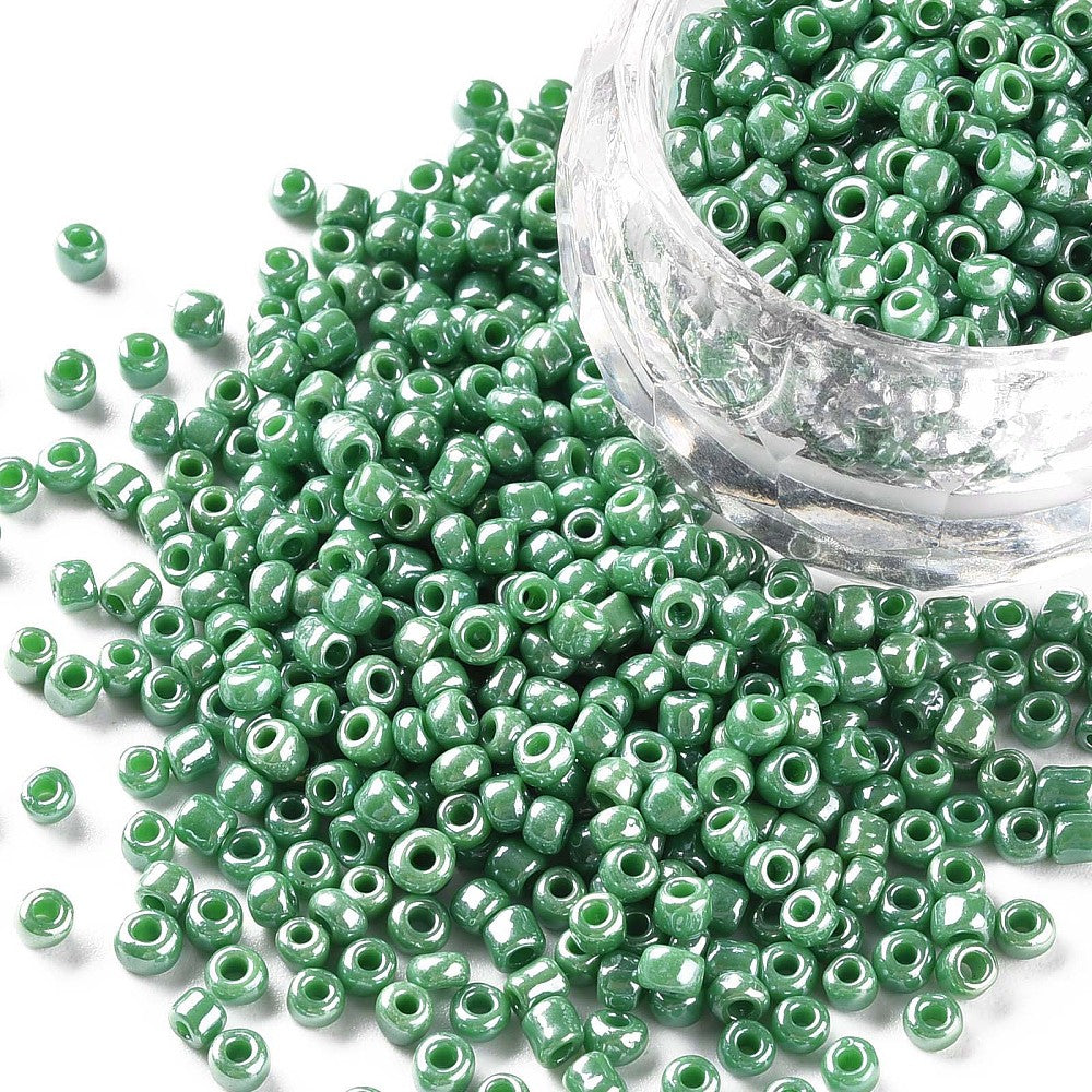 Green Glass Seed Beads 3mm, Opaque Lustre, hole 1mm, 40gm approx 1000 beads, Medium Sea Green