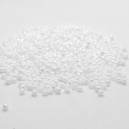 Toho Glass Seed Beads, 11/0 2.2mm,  #121 White Opaque Lustre Pearl, 7gm approx 730 beads, 0.7mm hole