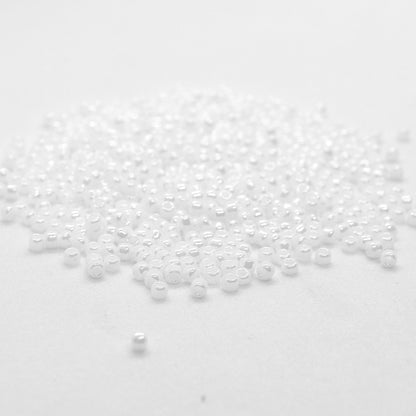 Toho Glass Seed Beads, 11/0 2.2mm,  #121 White Opaque Lustre Pearl, 7gm approx 730 beads, 0.7mm hole