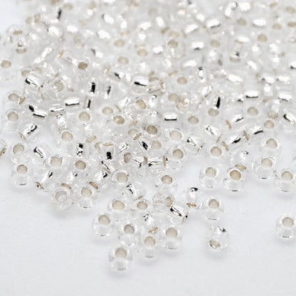 Toho Glass Seed Beads, 8/0 3mm, Crystal Clear, Silver Lined, 7gm approx 330 beads, 1mm hole