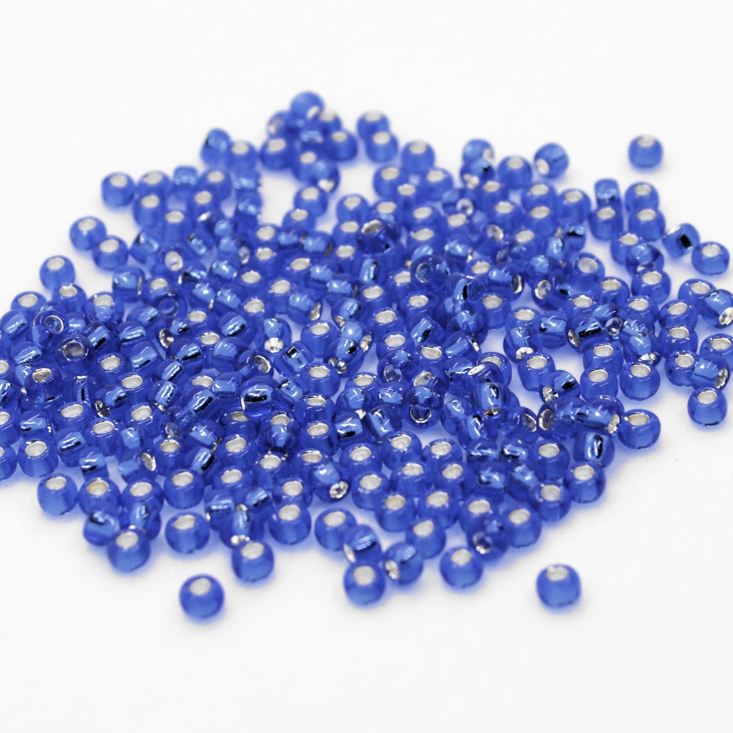 Toho Glass Seed Beads, 8/0 3mm,  #35 Sapphire Blue, Silver Lined, 7gm approx 330 beads, 1mm hole
