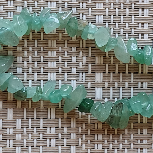 Jade Chips Strung Beads, 20cm length, Genuine Semi Precious Gemstone,s Jewellery Craft