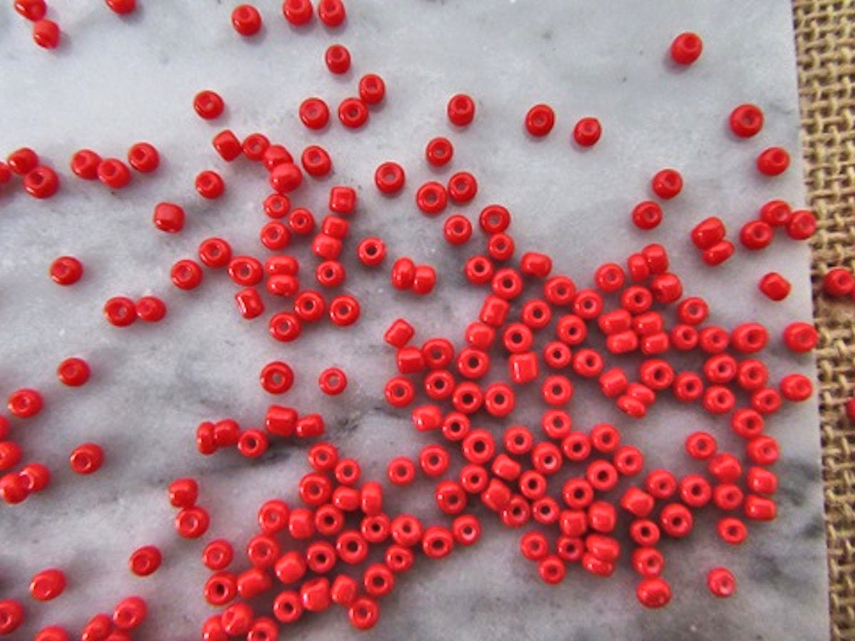Glass Seed Beads, Fire Red, Round, Opaque, 3mm with 1mm hole, 40g pack, Jewellery Craft beading